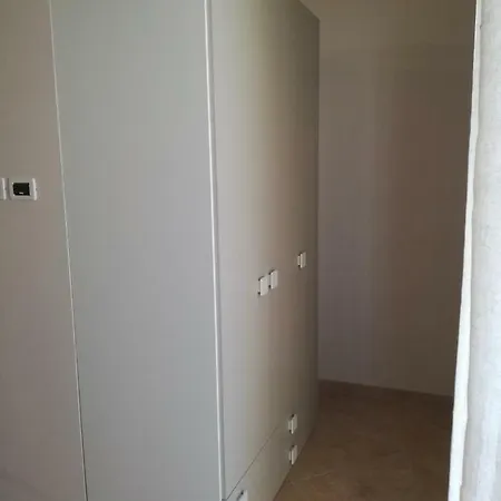 Διαμέρισμα Dimora In Piazza 88 *