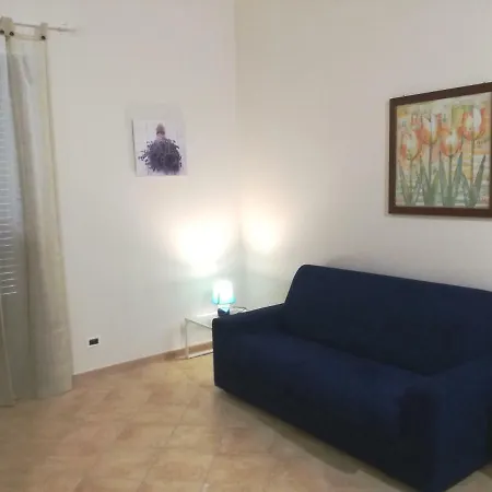 Dimora In Piazza 88 Apartment